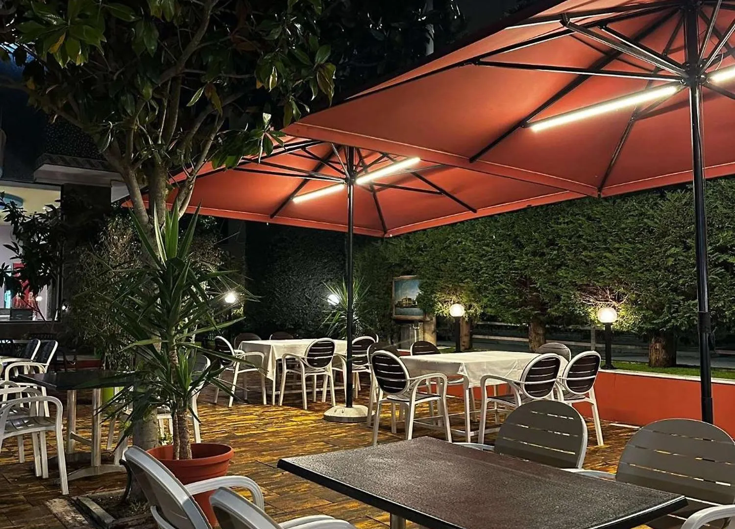 Hotel & Restuarant Brumar Durres